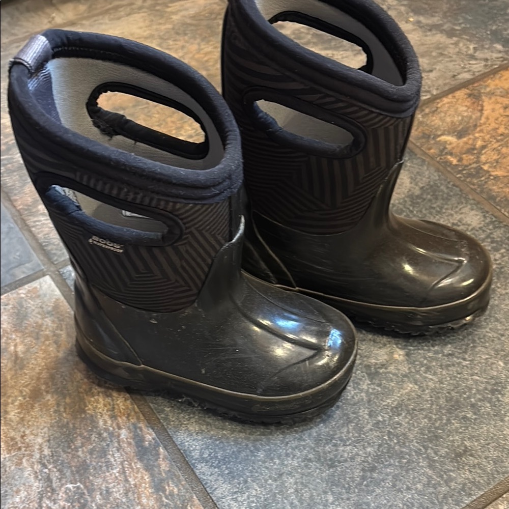 Black Waterproof Boots with Handles